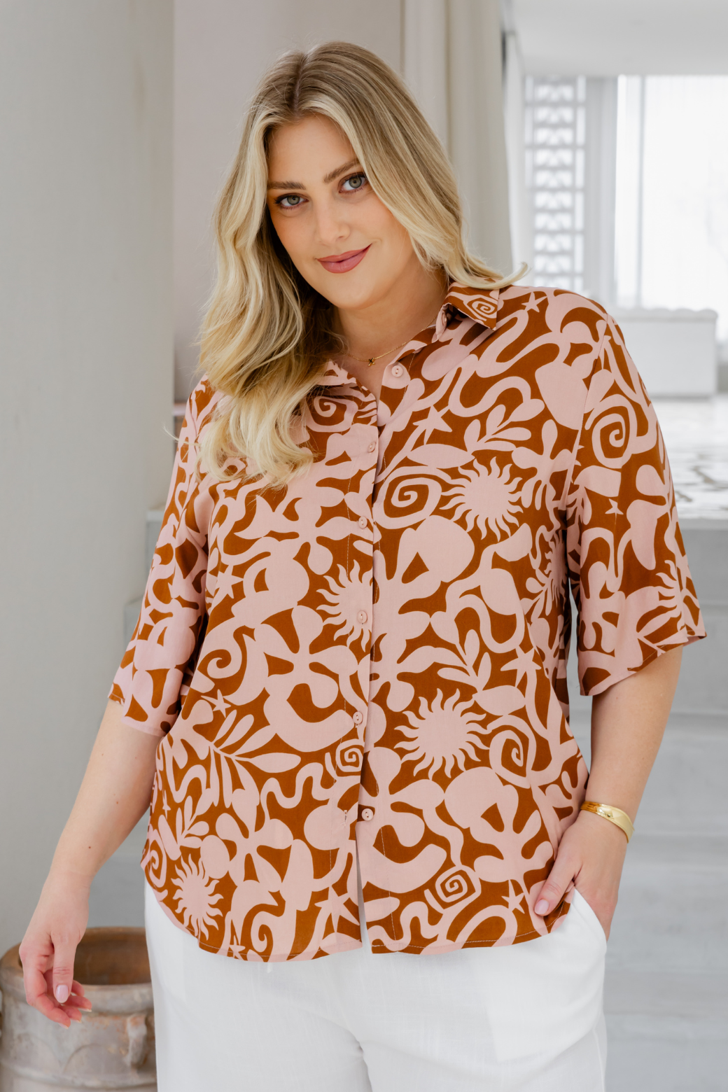 Tenielle Shirt Solstice Print Choc/Tan