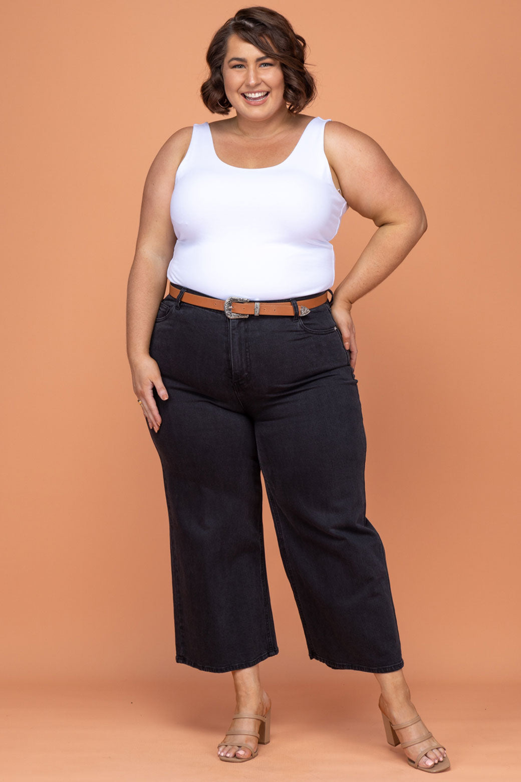 Plus size best sale black cropped jeans